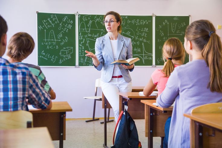 Diploma ensino médio e fundamental